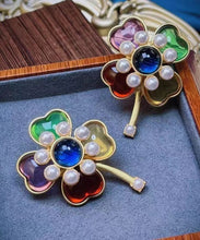 Load image into Gallery viewer, Beautiful Rainbow Sterling Silver Overgild Pearl Floral Stud Earrings