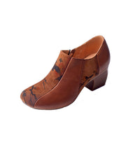 Load image into Gallery viewer, Boutique Brown Chunky Cowhide Leather Embossed High Heels