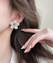 Load image into Gallery viewer, Casual White Sterling Silver Alloy Floral Stud Earrings