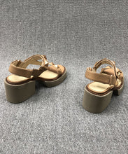 Load image into Gallery viewer, Chic Camel Rivet Chunky Cowhide Leather Sandals