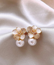 Load image into Gallery viewer, Chic White Sterling Silver Overgild Zircon Pearl Floral Stud Earrings