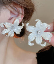 Load image into Gallery viewer, Classy White Acrylic Zircon Floral Stud Earrings