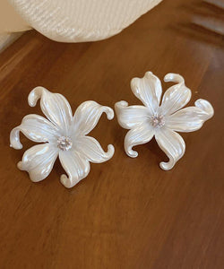 Classy White Acrylic Zircon Floral Stud Earrings