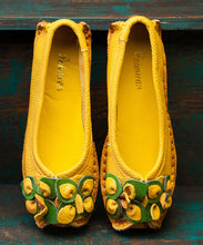 Load image into Gallery viewer, Comfortable Yellow Platform Cowhide Leather Splicing Flat Shoes