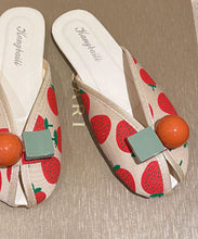 Load image into Gallery viewer, DIY Strawberry Print Splicing Slide Sandals Cotton Fabric