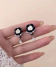 Load image into Gallery viewer, Fashion Black Alloy Pearl Crystal Floral Tassel Drop Earrings