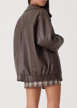 Load image into Gallery viewer, Fashion Coffee Peter Pan Collar Zippered Faux Leather Jackets Fall