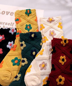 Fashion Floral Jacquard Cotton Mid Calf Socks