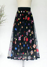 Load image into Gallery viewer, French Black Embroidered Elastic Waist Tulle Skirt Summer