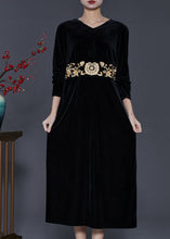 Load image into Gallery viewer, Handmade Black Embroidered Silk Velvet 2 Piece Outfit Spring