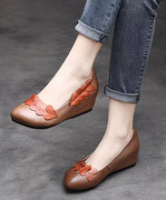 Load image into Gallery viewer, Handmade Retro Brown Wedge Heels Cowhide Leather Splicing Floral