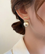 Load image into Gallery viewer, Modern White Copper Overgild Pearl Zircon Stud Earrings