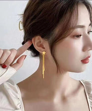 Load image into Gallery viewer, Skinny Gold Sterling Silver Overgild Star Tassel Drop Earrings