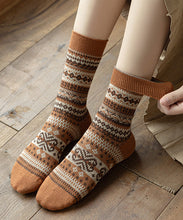 Load image into Gallery viewer, Spring And Autumn Simple British Striped Warm Mid Calf Socks