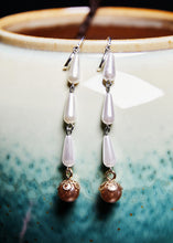 Load image into Gallery viewer, Stylish White Pearl Tassels Long Drop Earrings