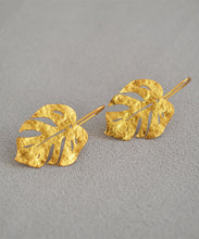 Load image into Gallery viewer, Vintage Gold Leaf Shape 14K Gold Copper Stud Earrings