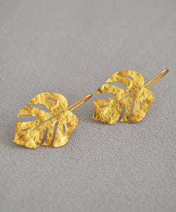 Vintage Gold Leaf Shape 14K Gold Copper Stud Earrings