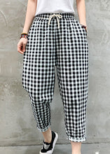 Load image into Gallery viewer, Women Black White Plaid Tie Waist Crop Beam Pants