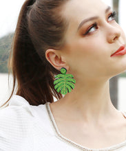 Load image into Gallery viewer, Chic Green Handmade Beading Knit Fabric Tortoid Drop Earrings