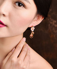 Load image into Gallery viewer, Cute Pink Crystal Shellfish Flower 14K Gold Drop Earrings