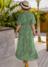 Load image into Gallery viewer, French Green Print Wrinkled Long Dresses Short Sleeve