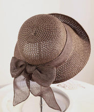 Load image into Gallery viewer, Modern Purple Bow Straw Woven Holiday Floppy Sun Hat