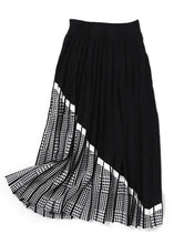 Load image into Gallery viewer, Women Black Patchwork Plaid Knit Skirts Winter