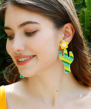 Load image into Gallery viewer, Women Hand Knitting Rice Ball Little Daisy Cactus Drop Earrings